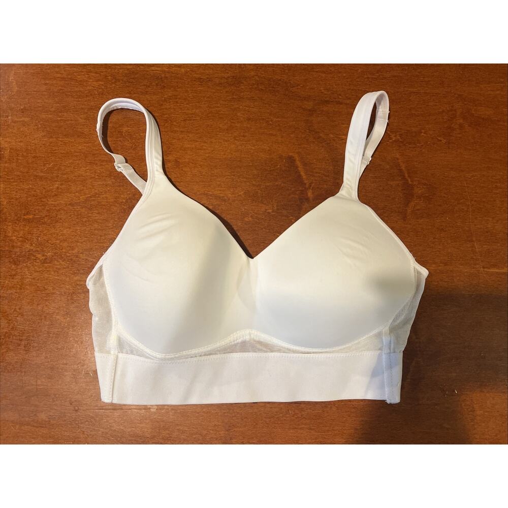 Rhonda Shear White Medium Bra Padded Wireless Pullover